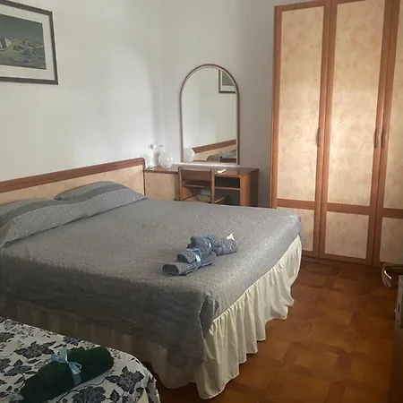 Casa Elisa 8 Tatil Evi *