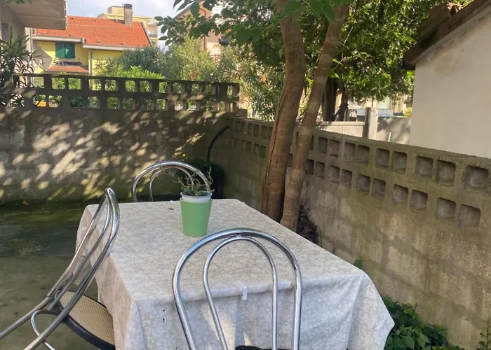 Casa Elisa 8 * בלריה-איגאה מרינה